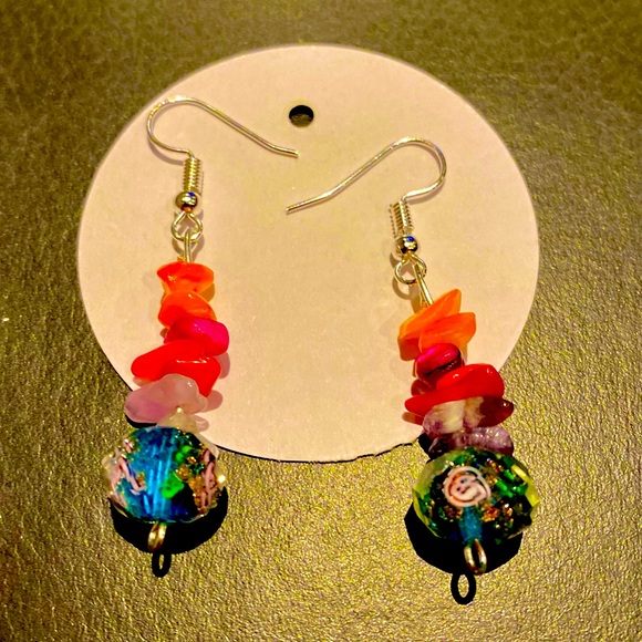 Pair of earrings. Stocking stuffer for Christmas/holidays. Brand new.